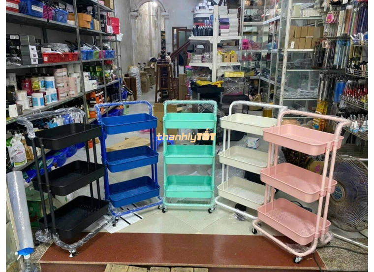Thanh Lý Xe Đẩy Dụng Cụ Spa – Phụ Kiện Nhỏ, Lợi Ích Lớn