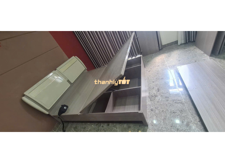 Thanh Lý Giường Ngủ 1m8x2m Hiện Đại Nhập Khẩu Đài Loan Giá Rẻ